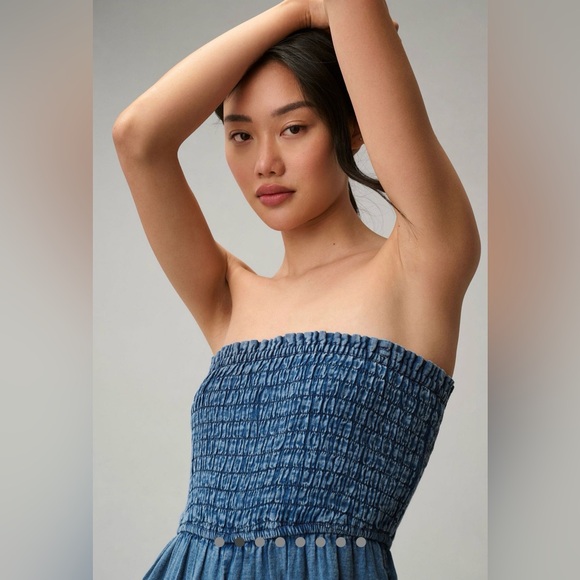 Anthropologie‎ Pilcro Chambray Wide Leg Smocked Jumpsuit Womens Size Small - Picture 2 of 10